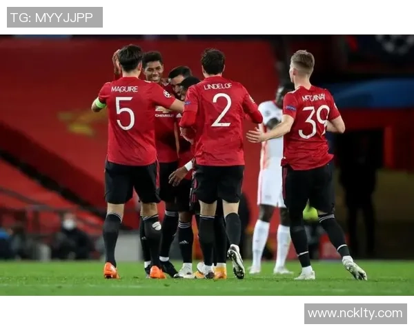 欧冠激战曼联主场狂胜莱比锡五球大捷全场沸腾